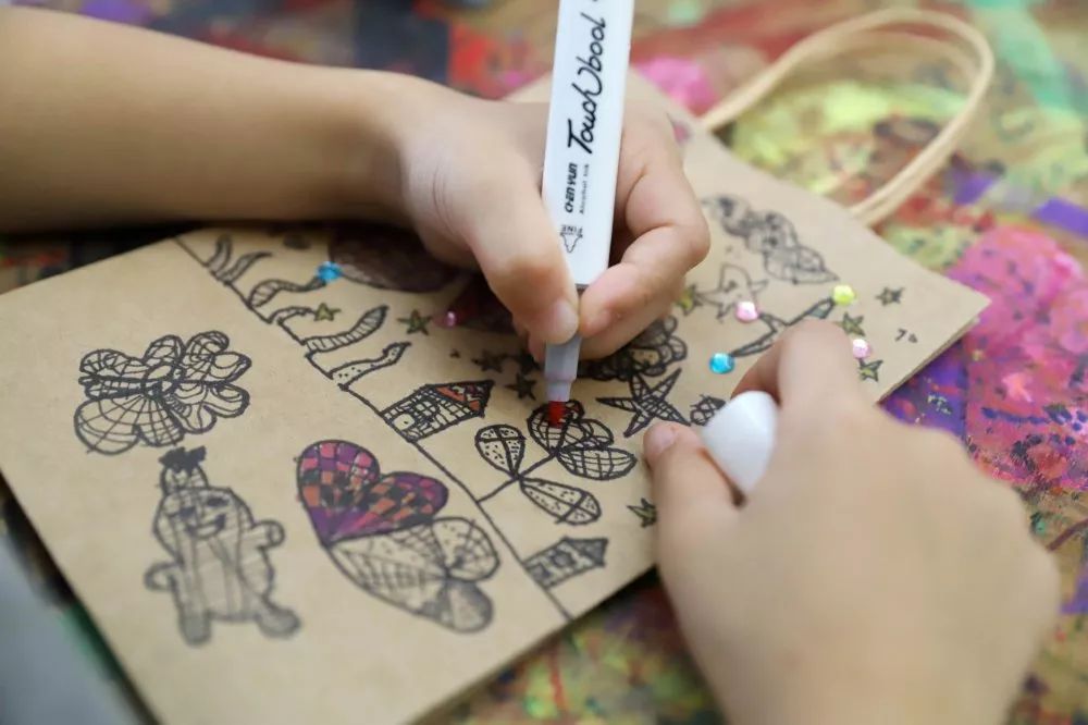 美工教室 | 牛皮紙袋創意畫 第9張 美工教室 | 牛皮紙袋創意畫 第9張