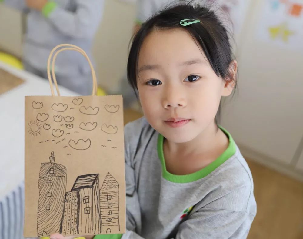 美工教室 | 牛皮紙袋創意畫 第7張 美工教室 | 牛皮紙袋創意畫 第7張