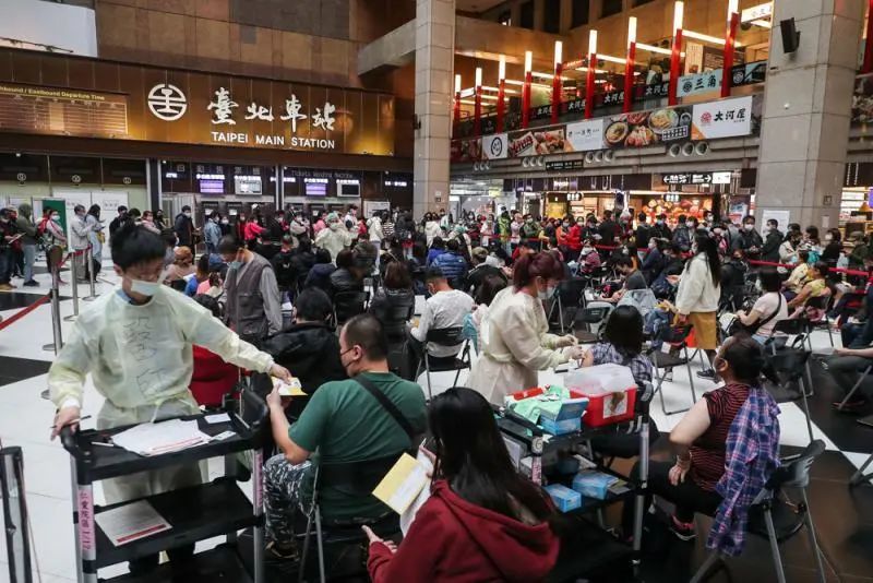 “牛皮還要吹多久?” 第1張 “牛皮還要吹多久?” 第1張