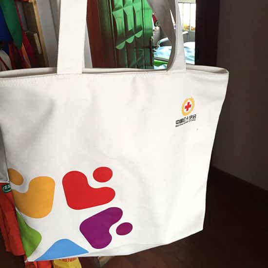 帆布袋制作廠家告訴您帆布袋的幾種優(yōu)點(diǎn)