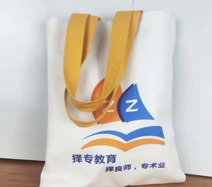 實(shí)用又環(huán)保的帆布袋是商家首選的宣傳袋