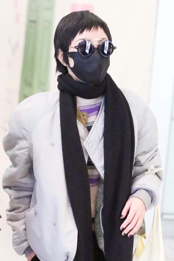 郭采潔私下穿得真低調(diào),但氣質(zhì)一般人比不上,帆布袋背出了大牌風 第1張 郭采潔私下穿得真低調(diào),但氣質(zhì)一般人比不上,帆布袋背出了大牌風 第1張