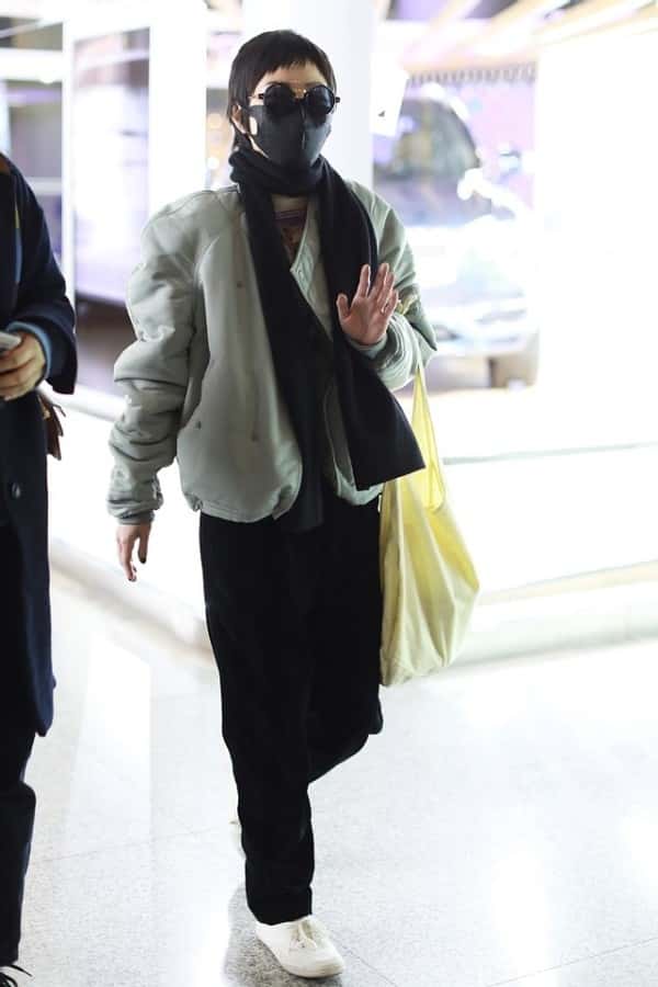 郭采潔私下穿得真低調(diào),但氣質(zhì)一般人比不上,帆布袋背出了大牌風 第2張 郭采潔私下穿得真低調(diào),但氣質(zhì)一般人比不上,帆布袋背出了大牌風 第2張