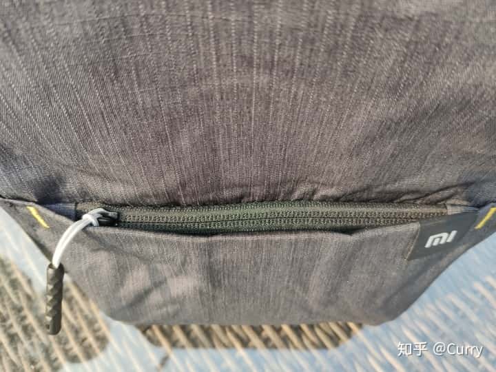 年輕人的第一款小背包——小米小背包評測  第11張