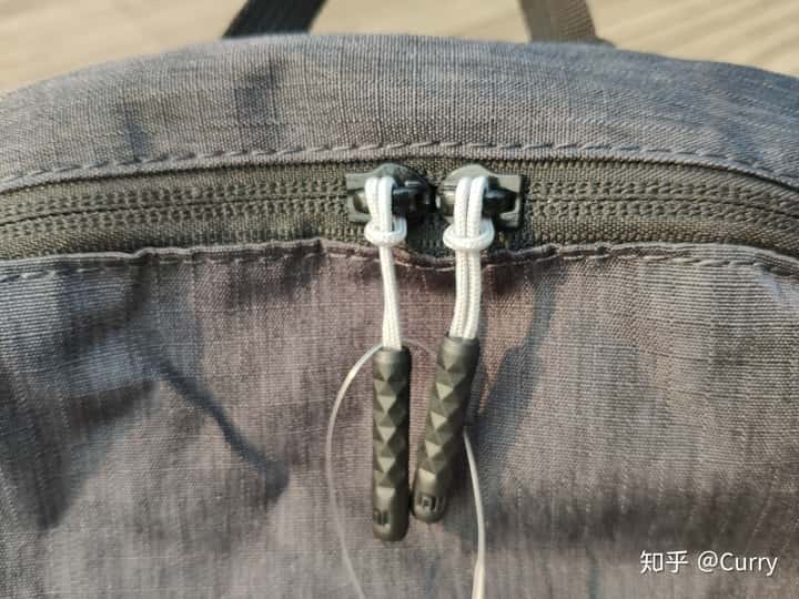 年輕人的第一款小背包——小米小背包評測  第19張