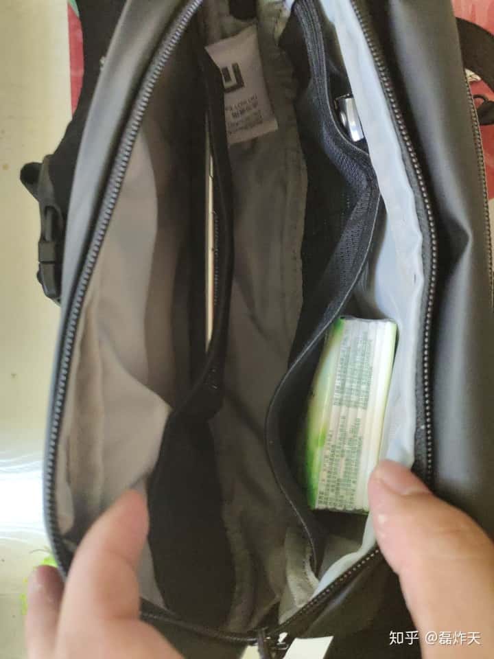 小米胸包新款開箱體驗，對比諸多米包  第21張