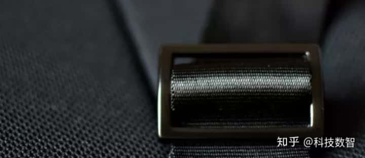 跑步必入實(shí)用品推薦——小米運(yùn)動(dòng)休閑胸包實(shí)測(cè)  第15張