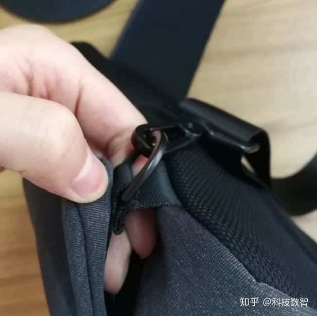 跑步必入實(shí)用品推薦——小米運(yùn)動(dòng)休閑胸包實(shí)測(cè) 第14張 跑步必入實(shí)用品推薦——小米運(yùn)動(dòng)休閑胸包實(shí)測(cè) 第14張